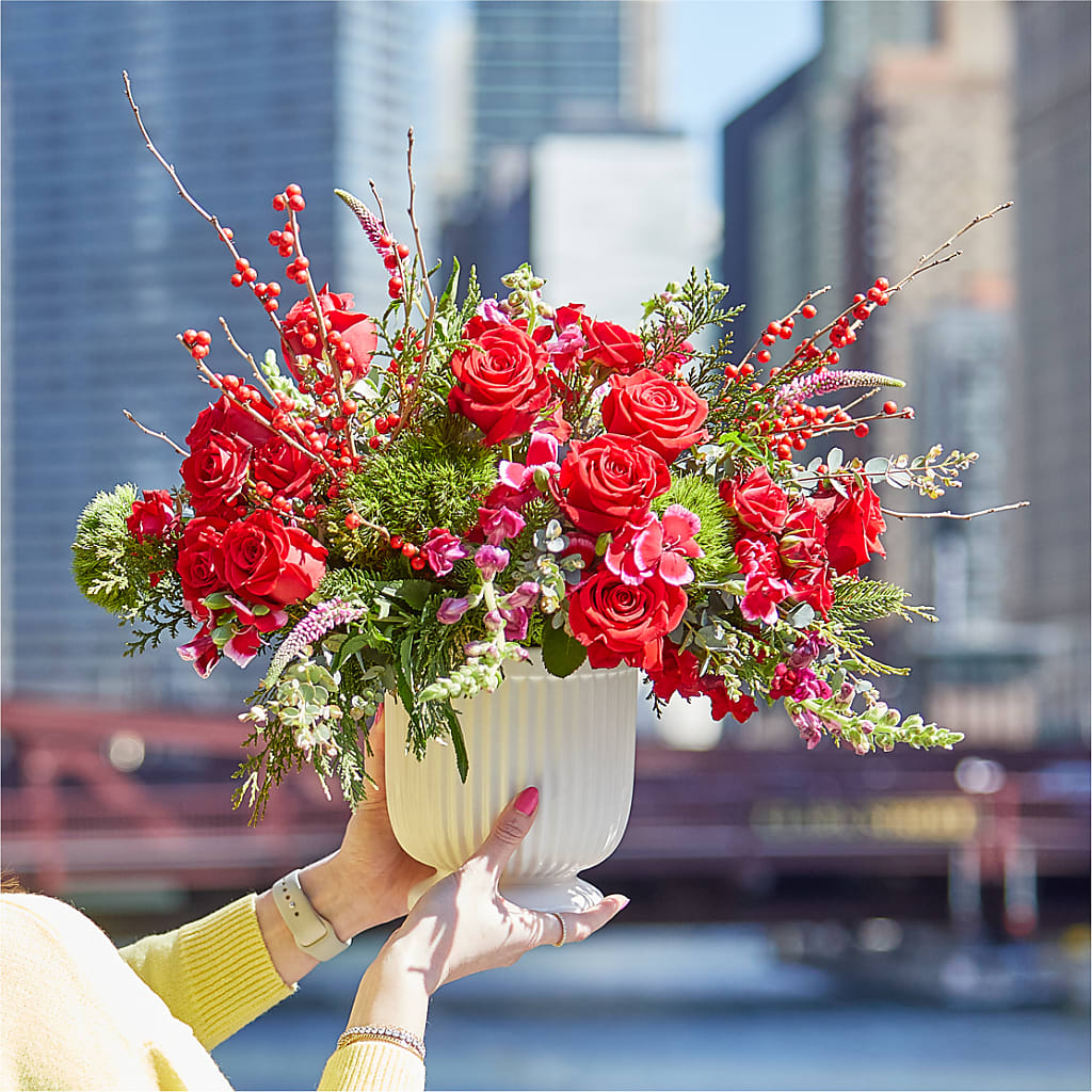 Big Red Bow Bouquet – PIKE CREEK FLOWERS & GIFTS, Wilmington DE
