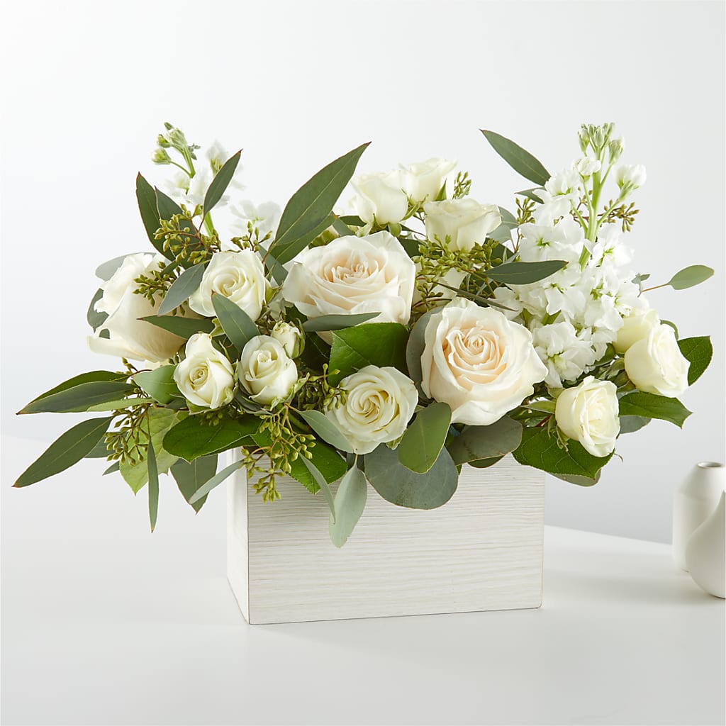 Fresh Linen Box Bouquet – PIKE CREEK FLOWERS & GIFTS, Wilmington DE