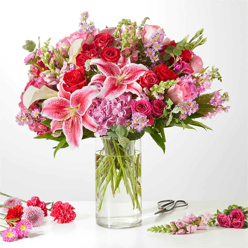 Swooning Over You - A Luxury Florist Original – PIKE CREEK FLOWERS & GIFTS, Wilmington DE