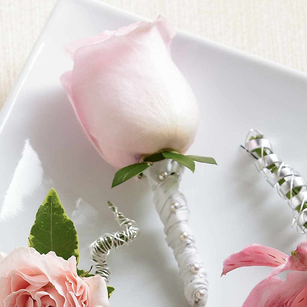 Pink Rose Boutonniere – PIKE CREEK FLOWERS & GIFTS, Wilmington DE