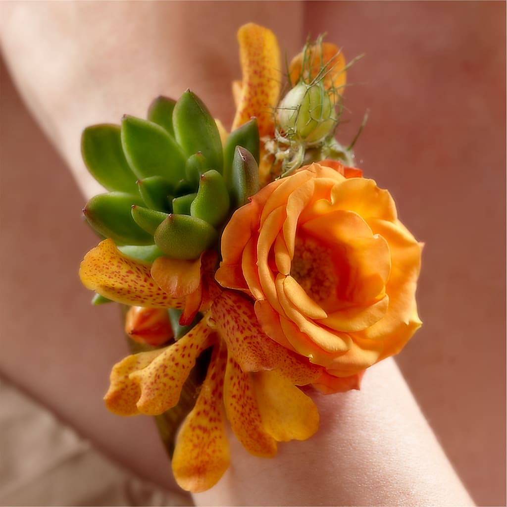 Irresistible Love Wrist Corsage – PIKE CREEK FLOWERS & GIFTS, Wilmington DE