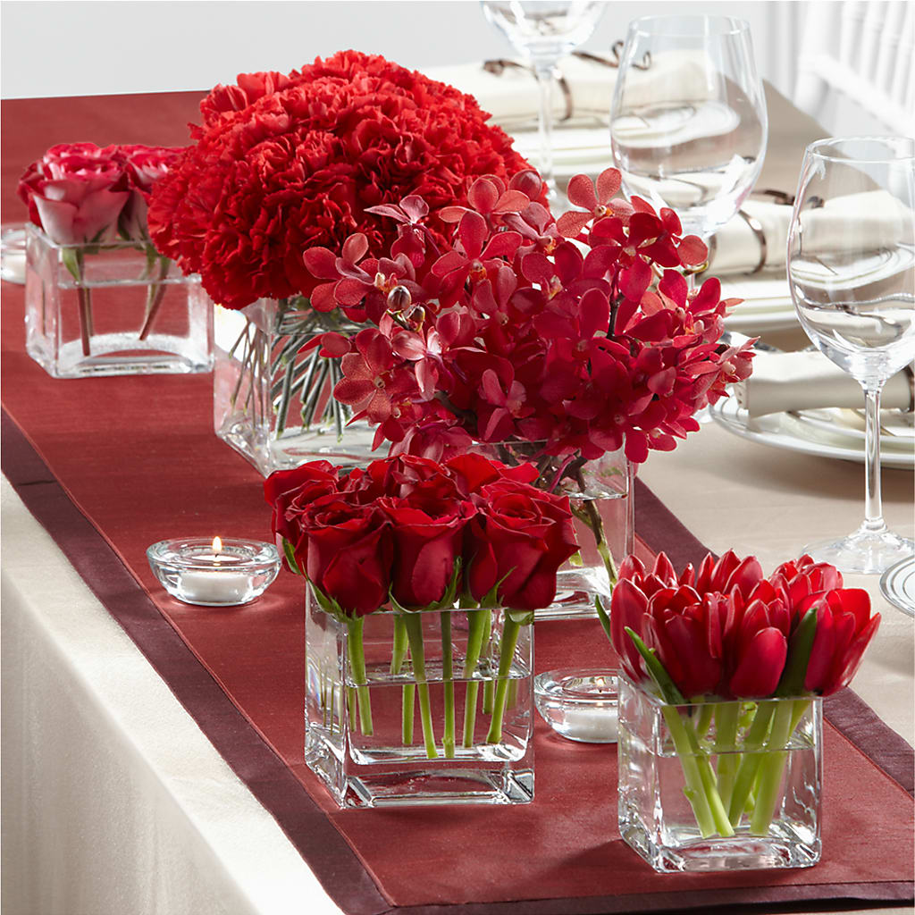 Modern Grace Centerpiece – PIKE CREEK FLOWERS & GIFTS, Wilmington DE