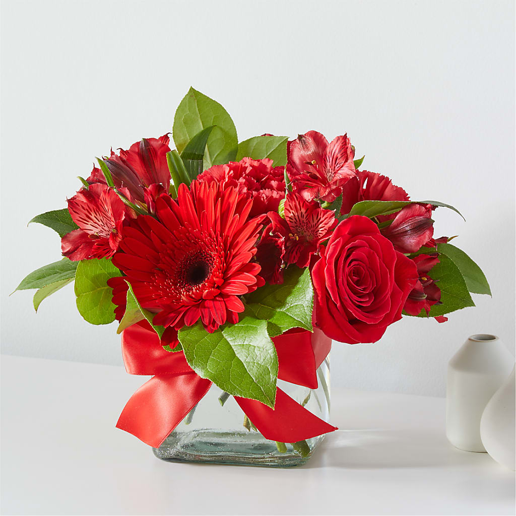 Red Hot Bouquet – PIKE CREEK FLOWERS & GIFTS, Wilmington DE