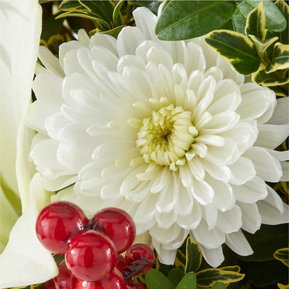 Festive Moments Tree – PIKE CREEK FLOWERS & GIFTS, Wilmington DE