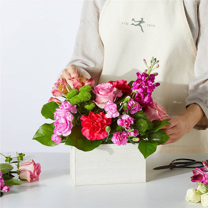 Sweetberry Box – A Florist Original – PIKE CREEK FLOWERS & GIFTS, Wilmington DE
