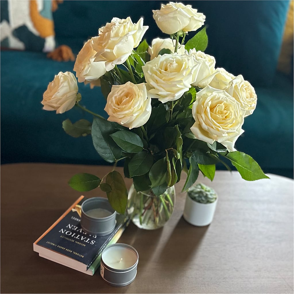 Long Stem Yellow Rose Bouquet – PIKE CREEK FLOWERS & GIFTS, Wilmington DE