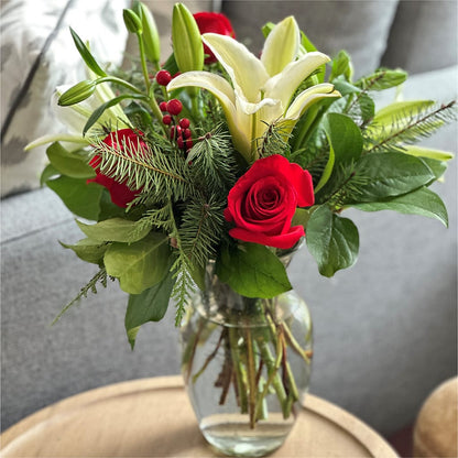 Sparkling Snowflakes Bouquet – PIKE CREEK FLOWERS & GIFTS, Wilmington DE