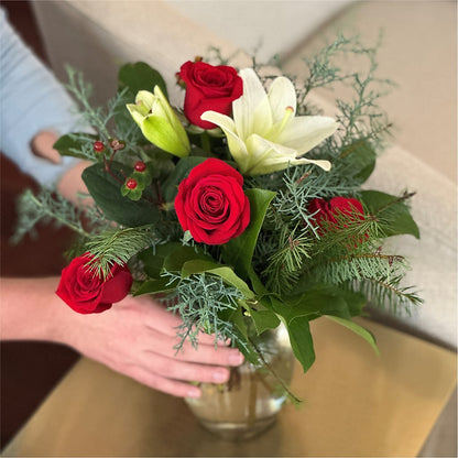 Glittering Lights Bouquet – PIKE CREEK FLOWERS & GIFTS, Wilmington DE