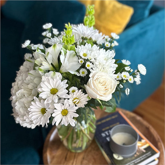 Classic Ivory – A Florist Original – PIKE CREEK FLOWERS & GIFTS, Wilmington DE