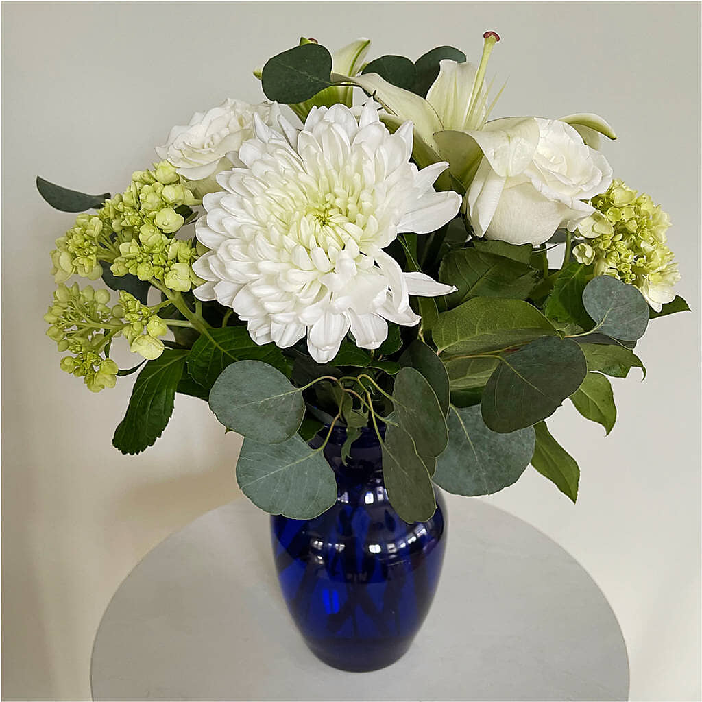 Snowy Dreams Bouquet – PIKE CREEK FLOWERS & GIFTS, Wilmington DE