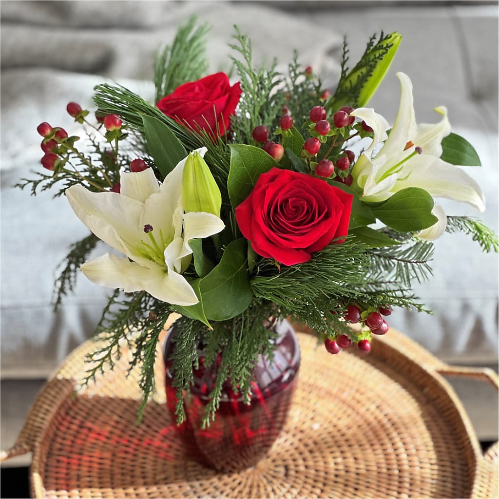 Evergreen Delight Bouquet – PIKE CREEK FLOWERS & GIFTS, Wilmington DE