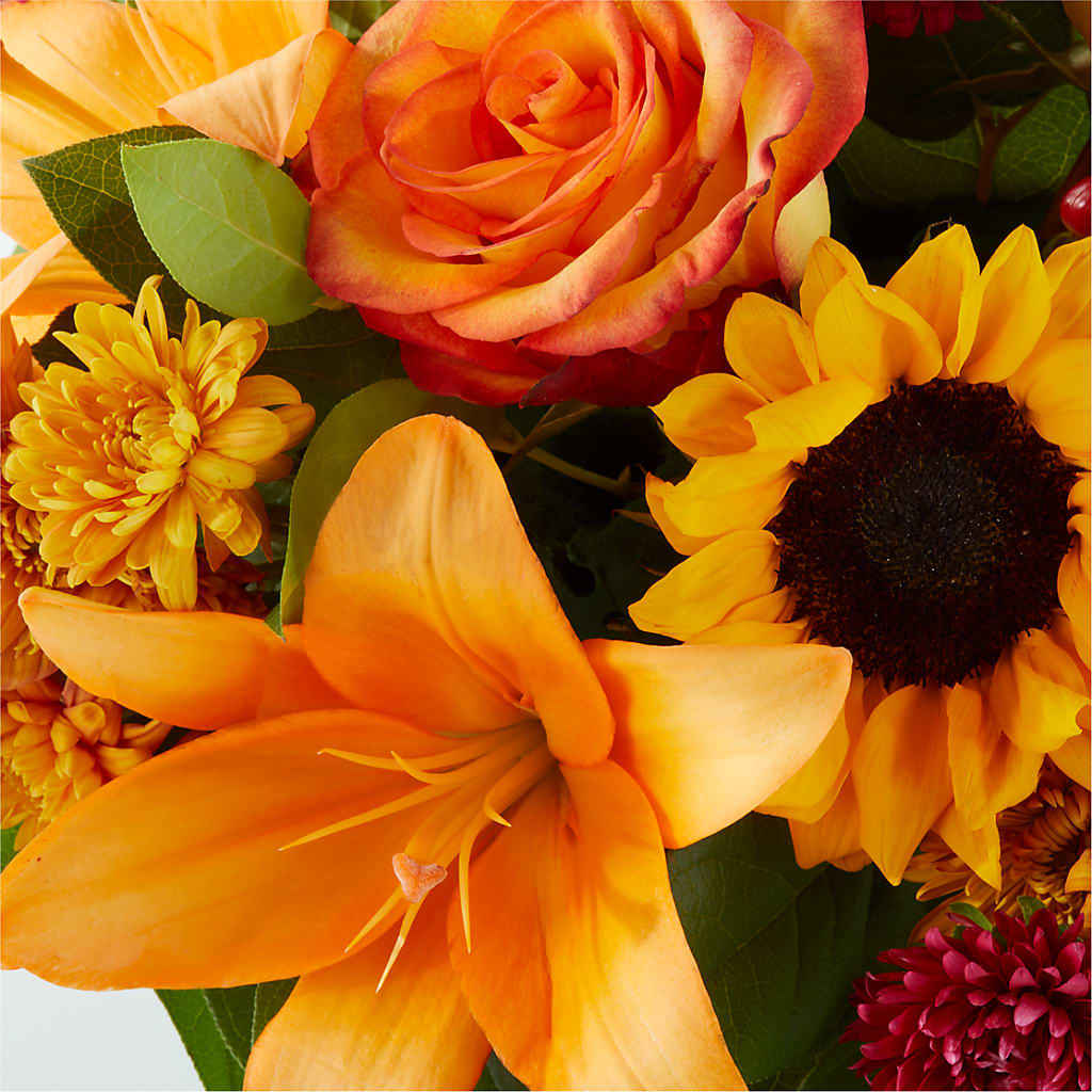 Grateful Centerpiece – PIKE CREEK FLOWERS & GIFTS, Wilmington DE