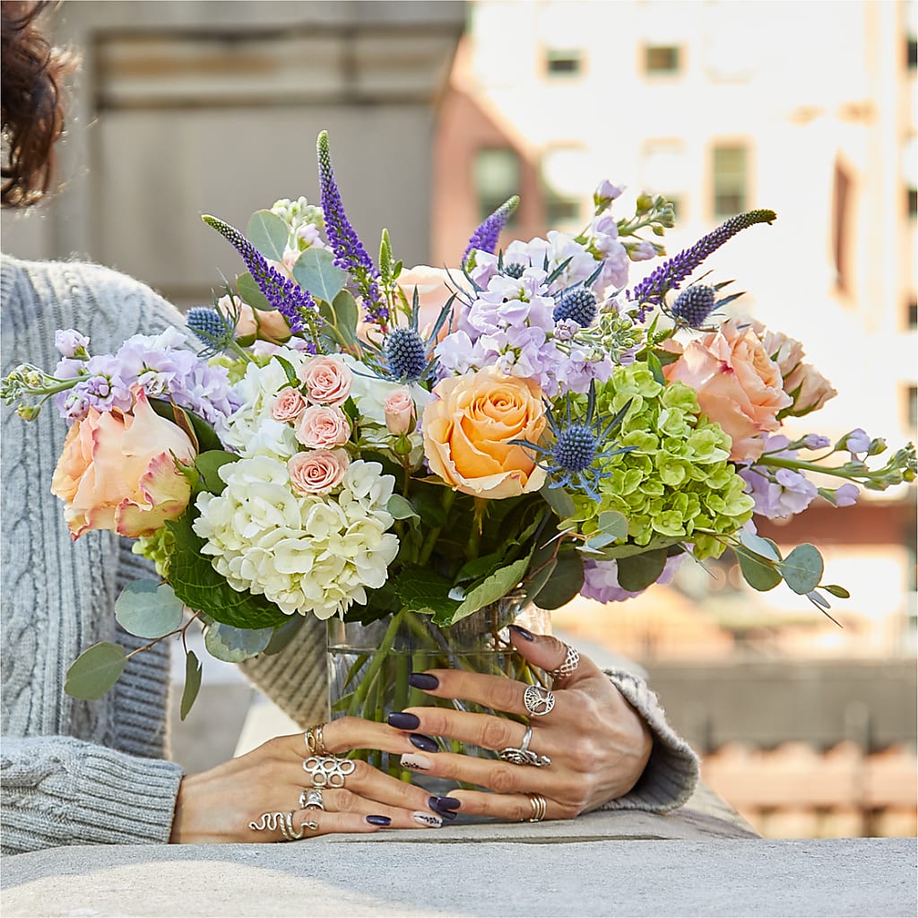 Porch Swing Bouquet – PIKE CREEK FLOWERS & GIFTS, Wilmington DE