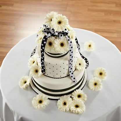 Simple Sophistication Cake Décor – PIKE CREEK FLOWERS & GIFTS, Wilmington DE