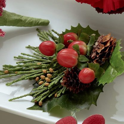 Red Berry Boutonniere – PIKE CREEK FLOWERS & GIFTS, Wilmington DE